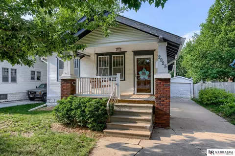 2925 Arlington Ave, Lincoln, NE 68502