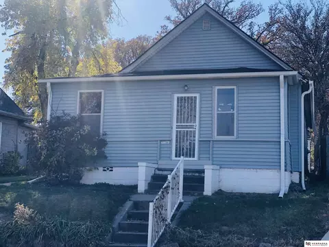 1811 Ontario St, Omaha, NE 68108