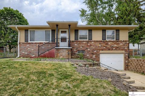 2814 Sandra St, Bellevue, NE 68147