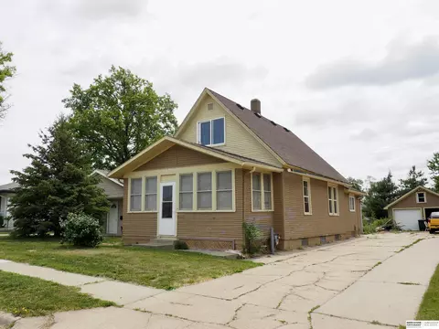 3625 Monroe St, Omaha, NE 68107
