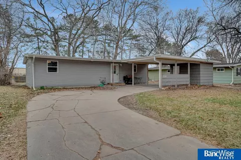 331 W Rio Rd, Lincoln, NE 68505