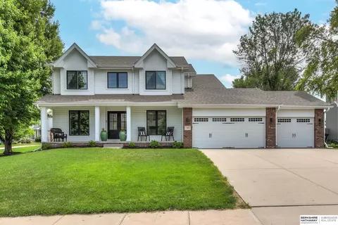 5001 S 170 St, Omaha, NE 68135