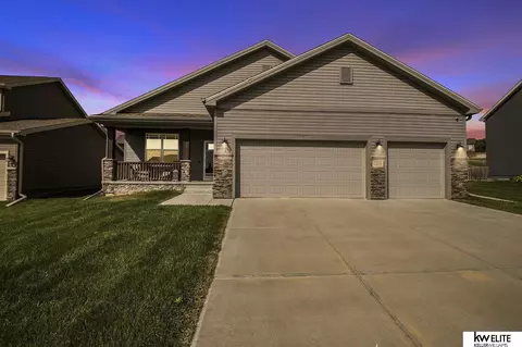 7219 S 184 St, Omaha, NE 68136