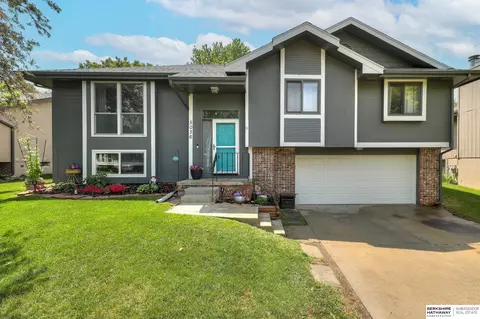 5036 S 164 St, Omaha, NE 68135