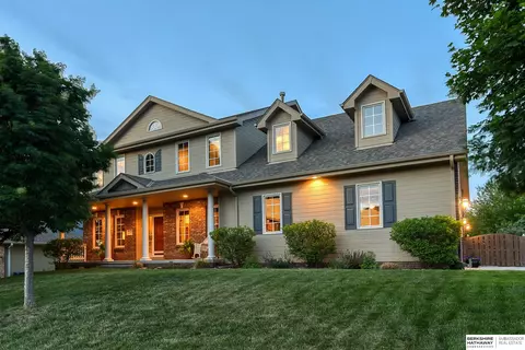 11931 S 53 St, Papillion, NE 68133