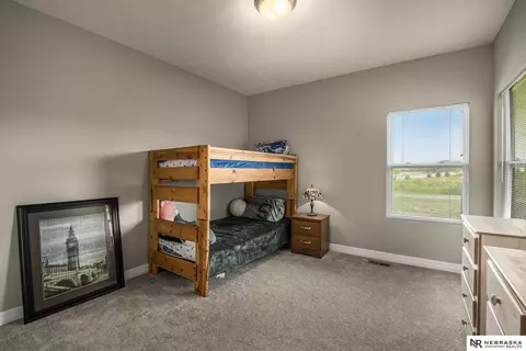 18301 Summit Dr, Omaha, NE 68136 photo 19