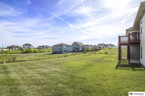 18301 Summit Dr, Omaha, NE 68136 photo 36