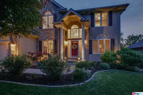 7314 N 154 St, Bennington, NE 68007
