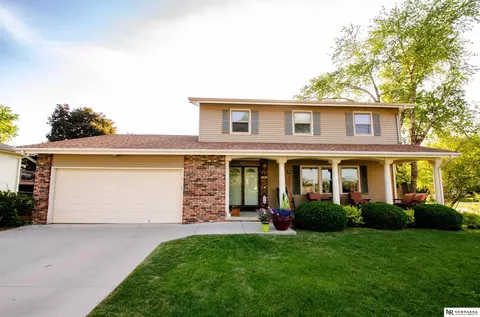 5906 S 151st St, Omaha, NE 68137