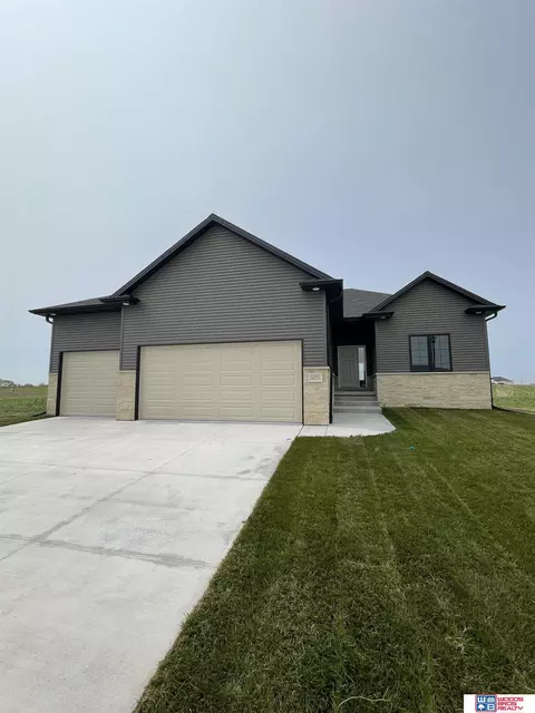 10231 S 77th St, Lincoln, NE 68516