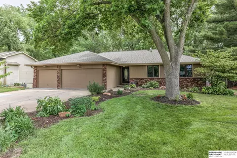 353 Riverside Dr, Waterloo, NE 68069