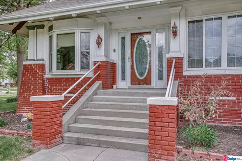 110 E 2 St, Wahoo, NE 68066 photo 2