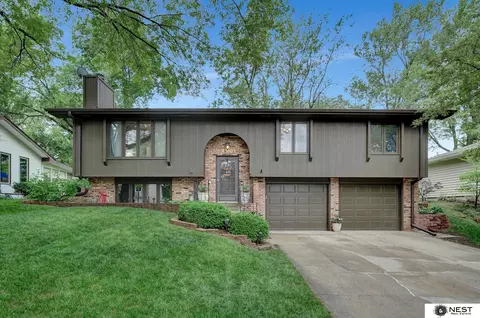4901 Starling Dr, Lincoln, NE 68516