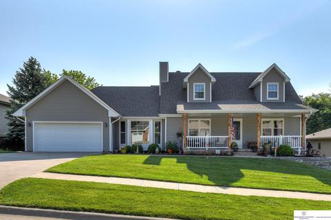 912 Pheasant Cir, Blair, NE 68008