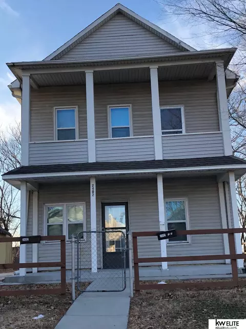 2402 18 St, Omaha, NE 68108