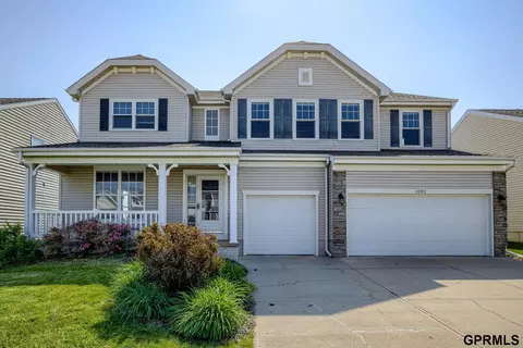 3207 N 168 Ave, Omaha, NE 68116