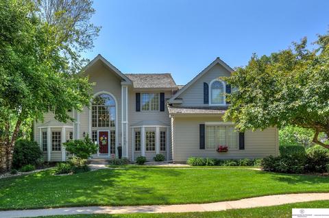 17505 Howard St, Omaha, NE 68118