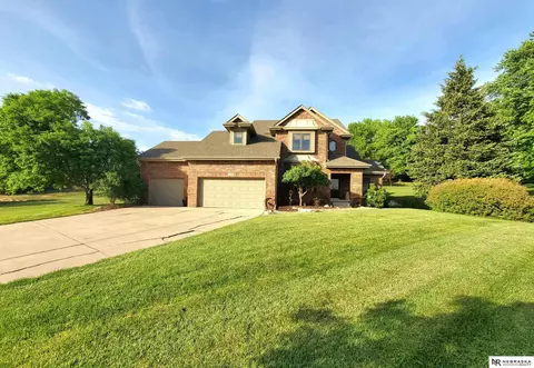 1150 Stone Creek Dr, Blair, NE 68008