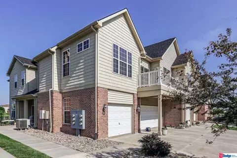14002 E Tregaron Ridge Ave, Bellevue, NE 68123