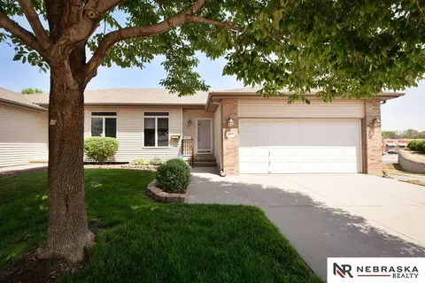 3901 N 156 Ave, Omaha, NE 68116