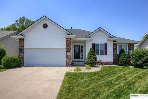 4260 S 149 St, Omaha, NE 68137