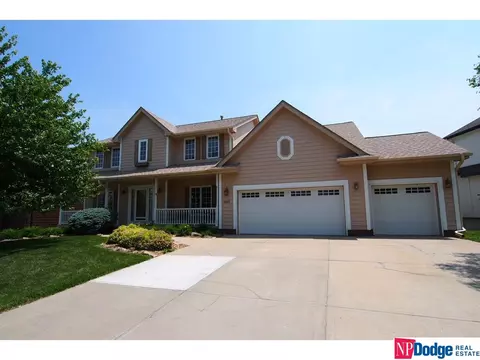 6213 N 155 St, Omaha, NE 68116