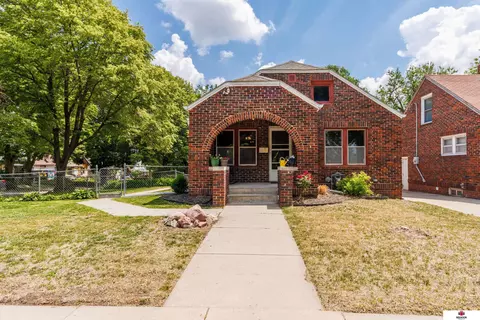144 N 34 St, Lincoln, NE 68503
