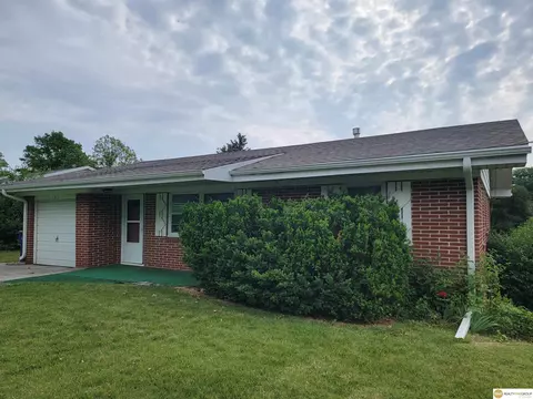 7205 Blue Ridge Dr, Bellevue, NE 68147