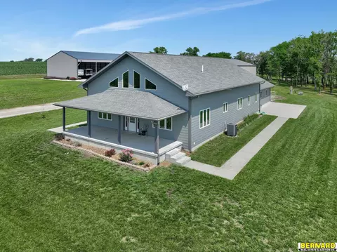 62918 716 Rd, Table Rock, NE 68447