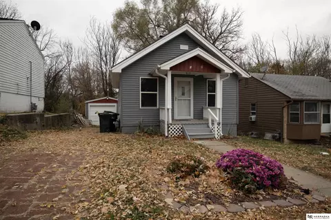 3228 N 40th Ave, Omaha, NE 68111