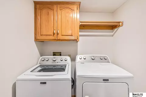 17248 Pine St, Omaha, NE 68130 photo 32