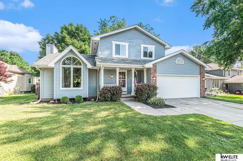 17248 Pine St, Omaha, NE 68130 photo 2