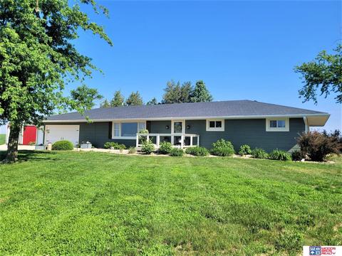 1706 13 Rd, York, NE 68467