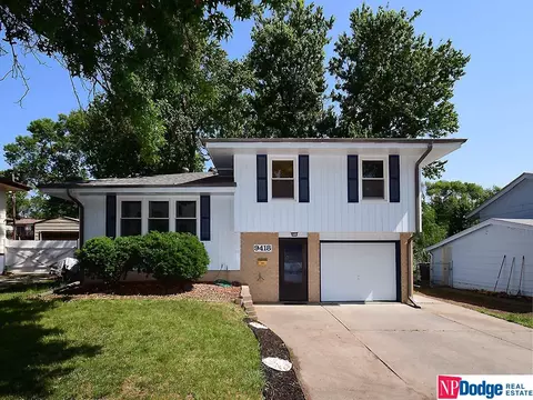 9418 Brownley Dr, Omaha, NE 68134