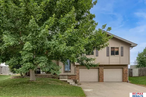 5552 N 131 St, Omaha, NE 68164
