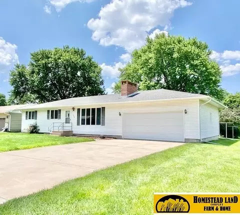 1909 H St, Fairbury, NE 68352