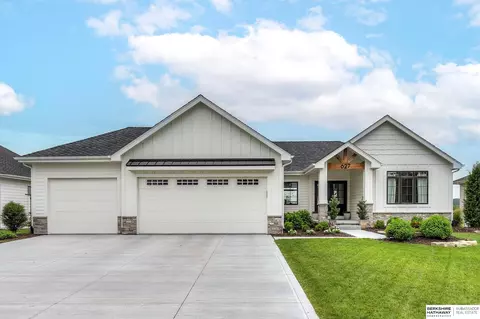 627 S 243rd St, Waterloo, NE 68069