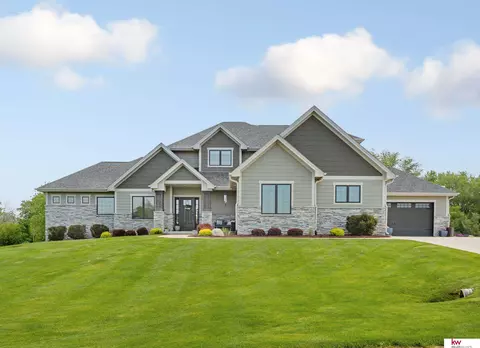 2468 Mulligan Trl, Logan, IA 51546