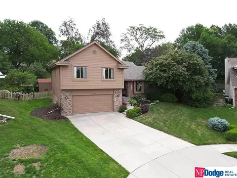 14992 Charles Cir, Omaha, NE 68154