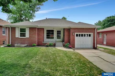 1437 Otoe St, Lincoln, NE 68502
