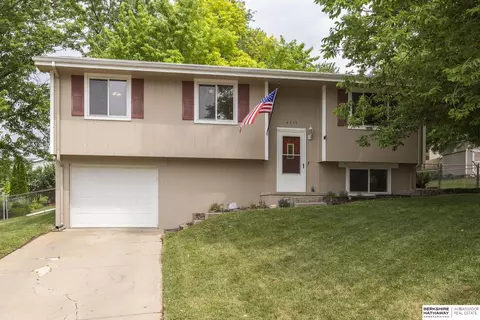 4111 N 213 Cir, Omaha, NE 68022