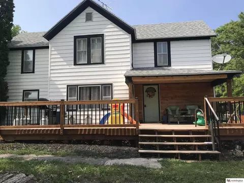 330 W 2nd St, Douglas, NE 68344
