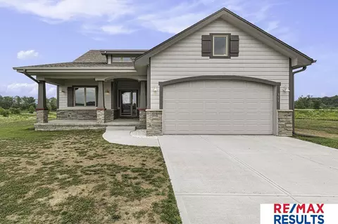 353 E Main St, Plattsmouth, NE 68048