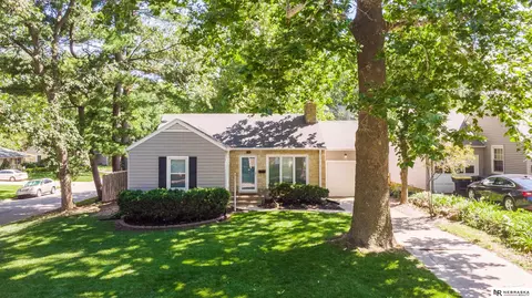 3199 Van Dorn St, Lincoln, NE 68502