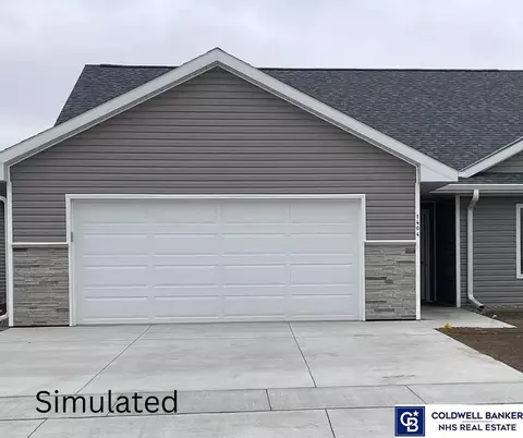 2704 Market Ln, Hastings, NE 68901