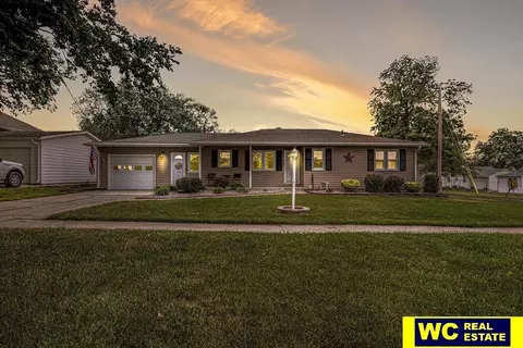 830 W Dodge St, Arlington, NE 68002
