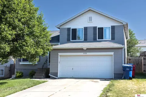 15330 Willit St, Bennington, NE 68007