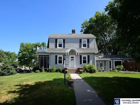 20410 Cleveland St, Omaha, NE 68022