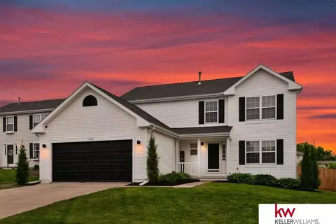 11266 S 202 Cir, Gretna, NE 68028