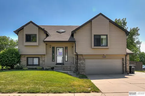 10899 Polk St, Omaha, NE 68137
